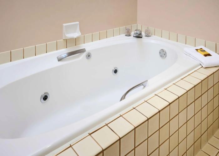 Best Western Plus Lamplighter Inn & Conference Centre