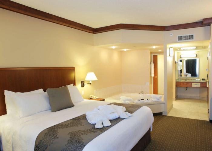 Best Western Plus Lamplighter Inn & Conference Centre