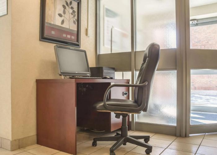 Comfort Suites London