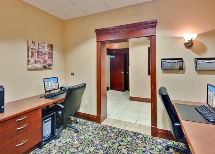 Staybridge Suites London by IHG