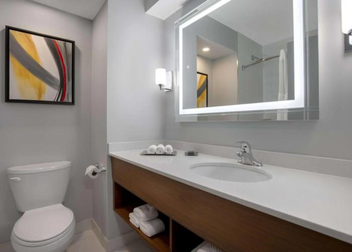 DoubleTree by Hilton Hotel London Ontario