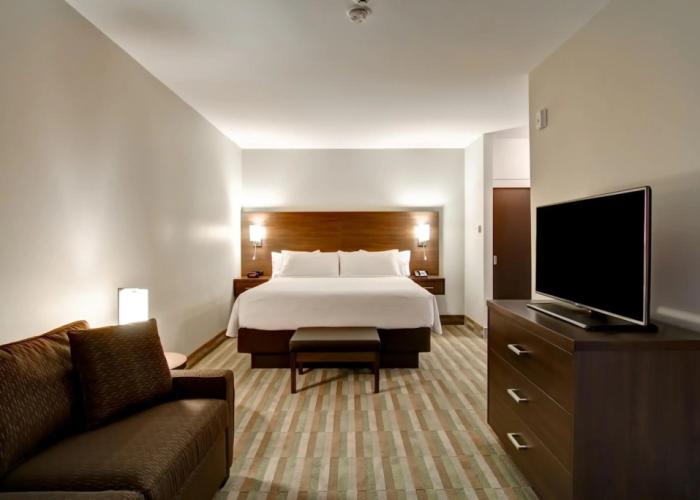 Best Western London Airport Inn & Suites