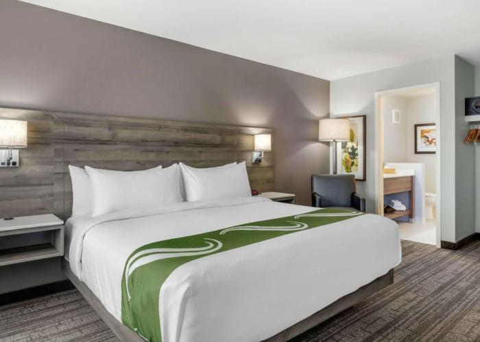 Quality Inn & Suites Amsterdam