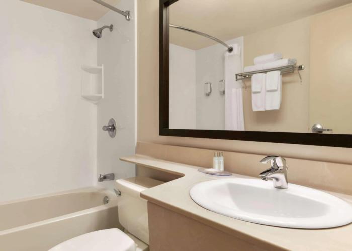 Travelodge Suites by Wyndham Moncton