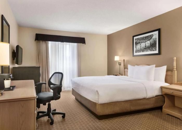 Travelodge Suites by Wyndham Moncton