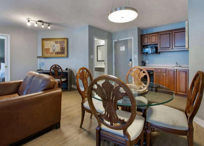 Days Inn & Suites by Wyndham Moncton