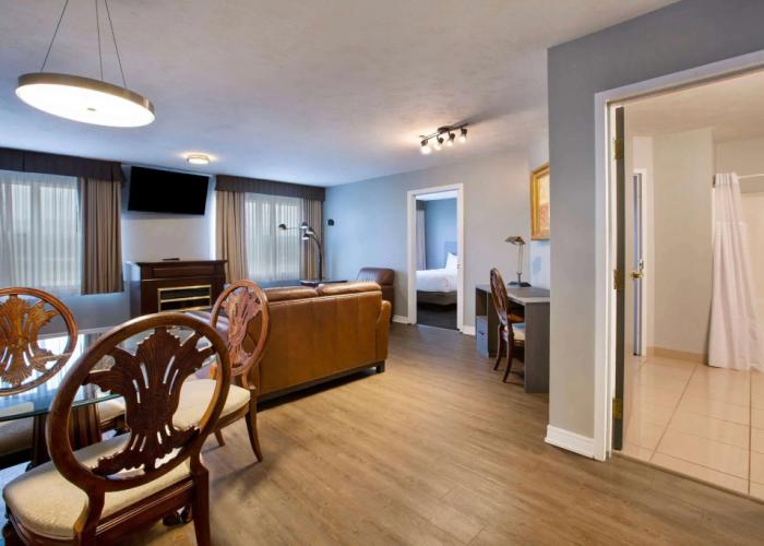 Days Inn & Suites by Wyndham Moncton