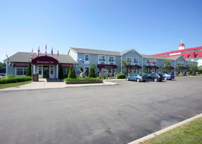 Amsterdam Inn & Suites Moncton
