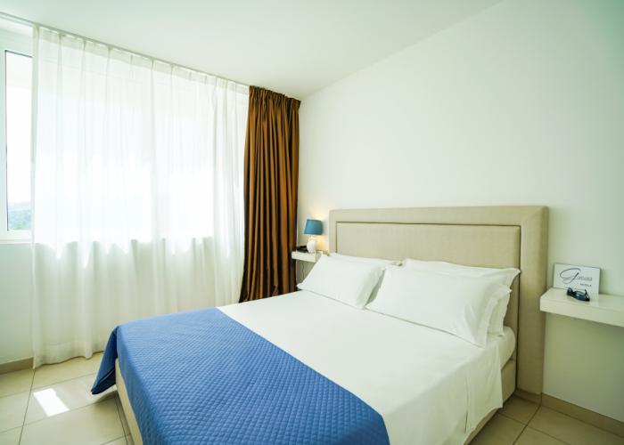 19 Summer Suites