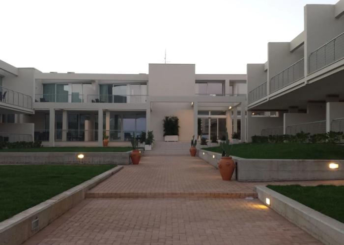 19 Summer Suites