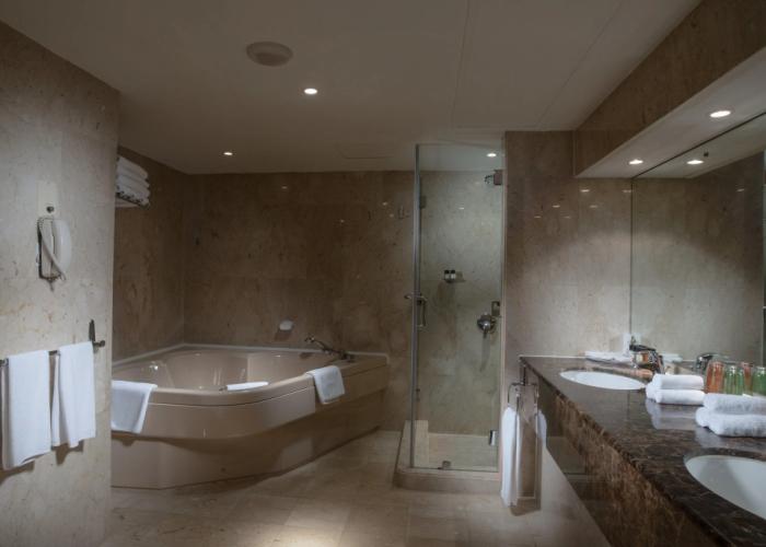Crowne Plaza Muscat by IHG