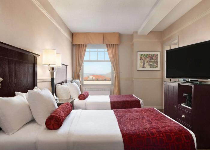 The Plaza Hotel Downtown, Trademark Collection by Wyndham
