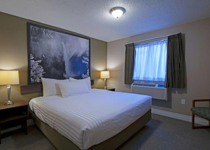 Super 8 by Wyndham Kamloops On The Hill
