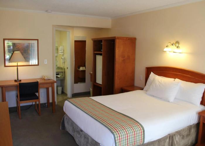 Travelodge by Wyndham Kamloops