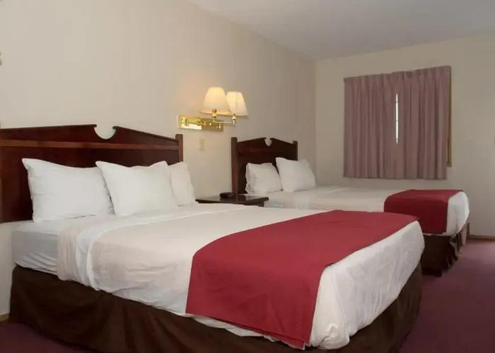 Kings Motor Inn