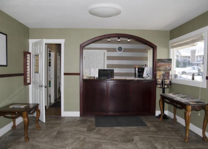 Best Budget Inn and Suites