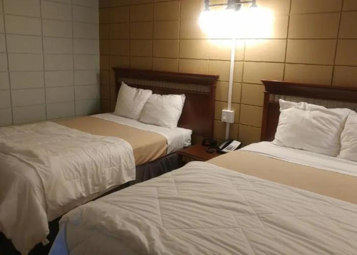 Big Rock Motel