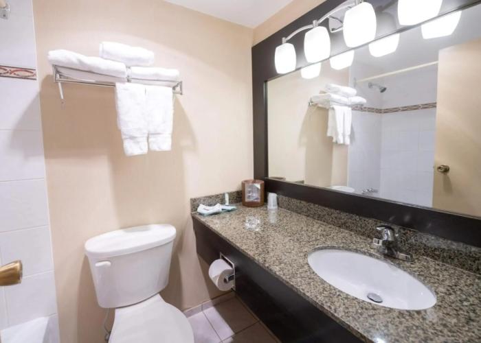 Anchor Inn And Suites