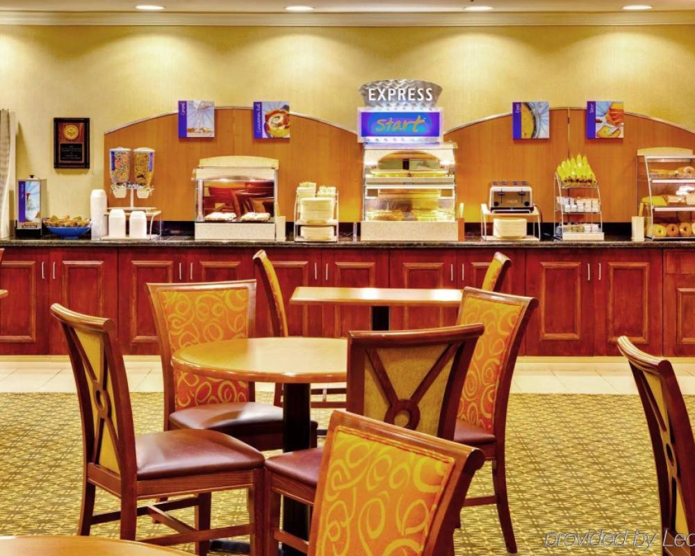 фото Holiday Inn Express & Suites Flowood by IHG