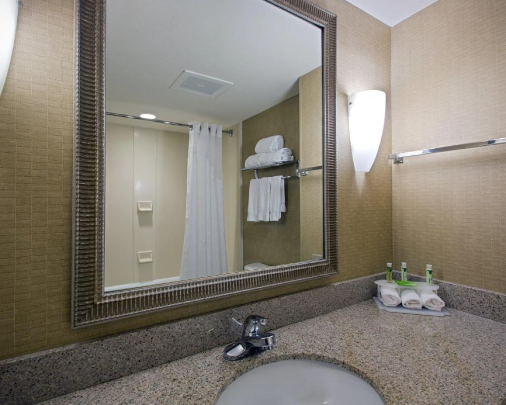 фото Holiday Inn Express & Suites Flowood by IHG