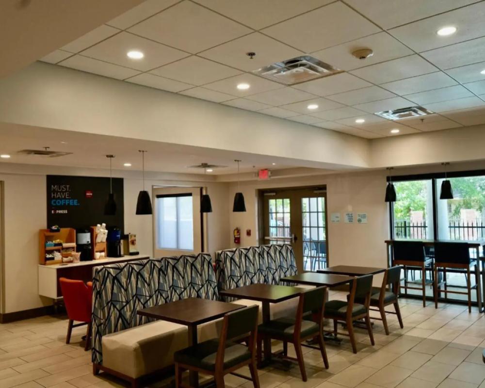 фото Holiday Inn Express & Suites Flowood by IHG