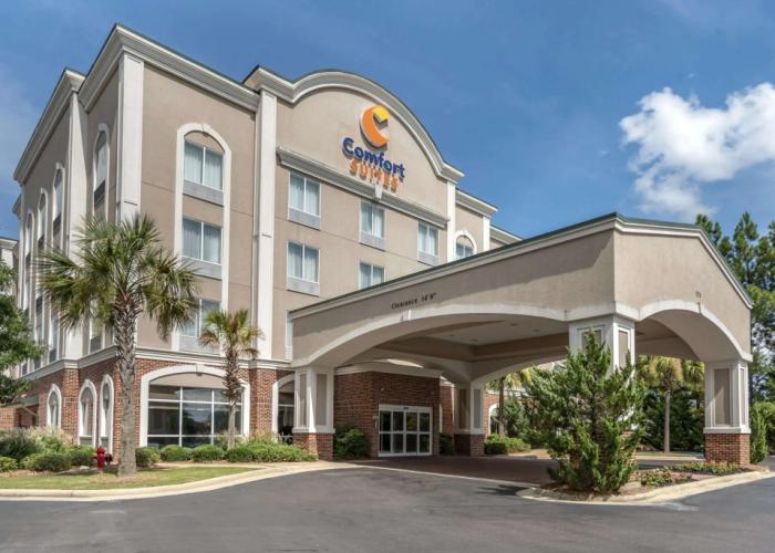 Comfort Suites Airport