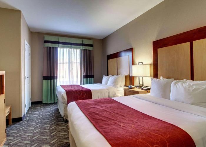 Comfort Suites Airport