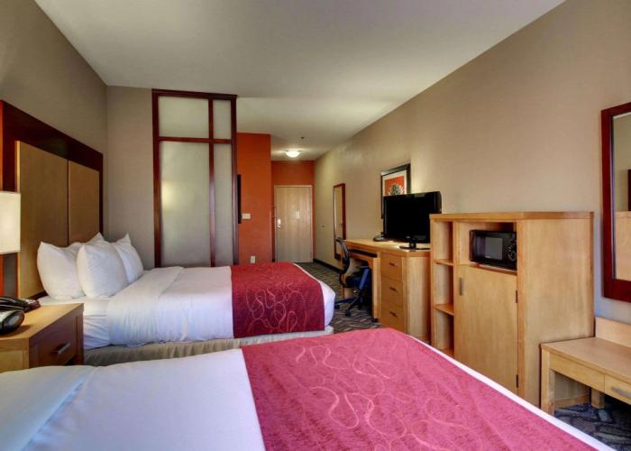 Comfort Suites Airport