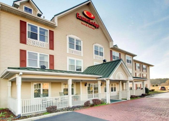Econo Lodge & Suites