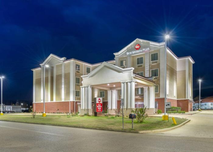 Best Western Plus Flowood Inn & Suites