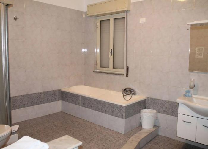 Bed and Breakfast Brezza Marina e Ristorante Shoreline