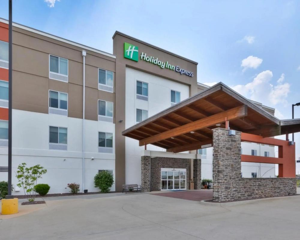 Holiday Inn Express And Suites Effingham by IHG