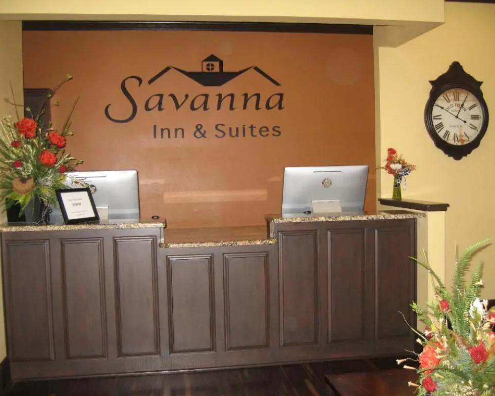 Savanna Inn & Suites