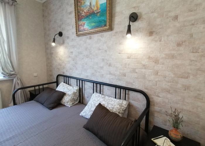 Na 4-J Novoselovskoj Guest House