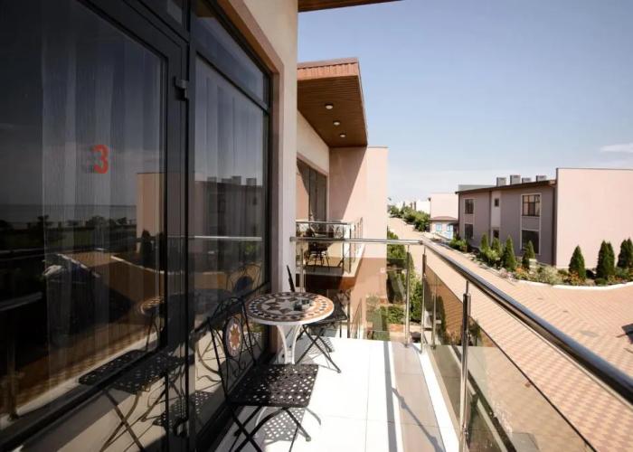 STAR CRYSTAL Hotel 
