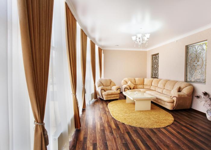 Zolotoj Globus Hotel