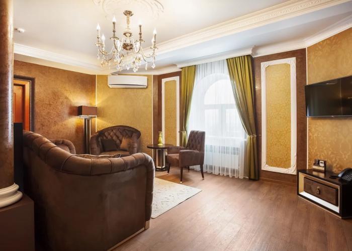 Kristella Hotel