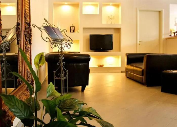 PFA Hotel La Darsena