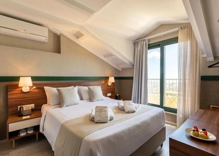 Petit Palais Platres Hotel