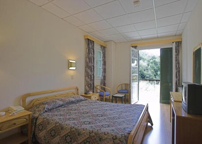 New Helvetia Hotel