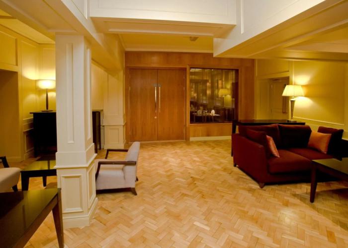 Lawlors Hotel