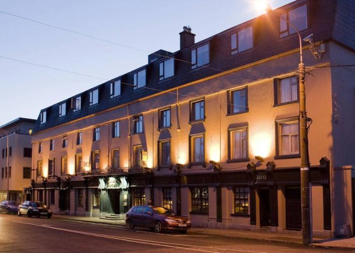 Lawlors Hotel