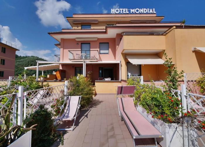 Hotel Mondial