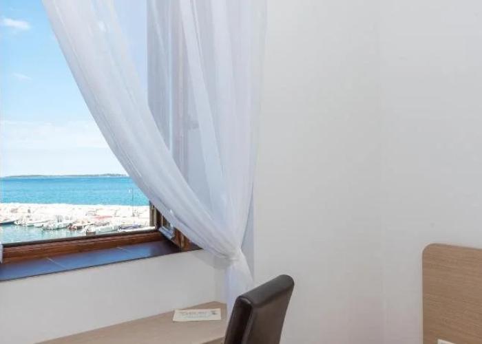 Marina Hotel - Restaurant