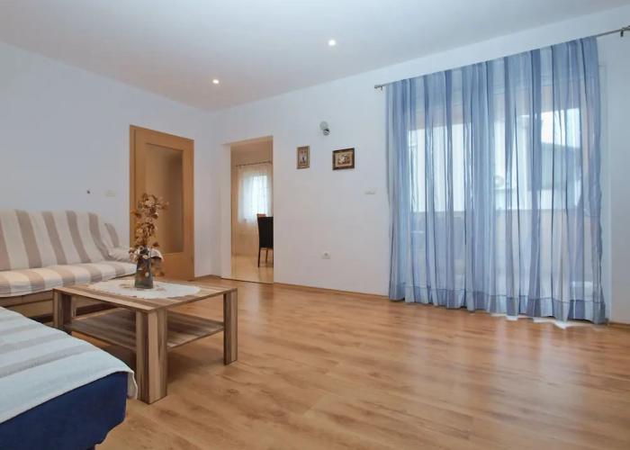 Apartment Mirsad 1282