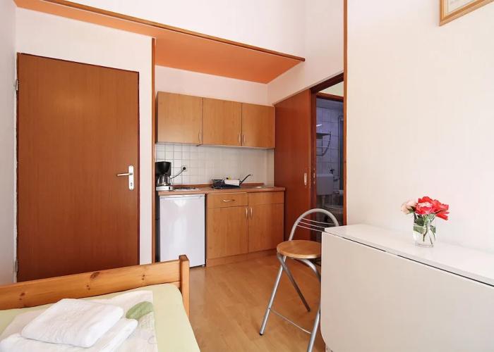 Apartment 1030