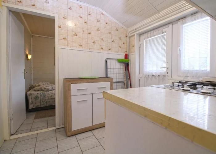 Apartment 1112