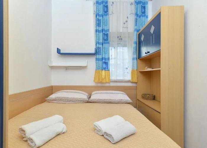 Apartment 1128