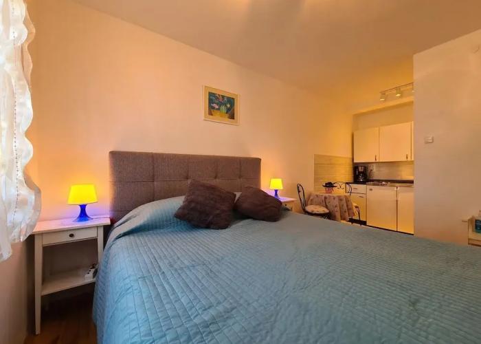 Apartment 1387