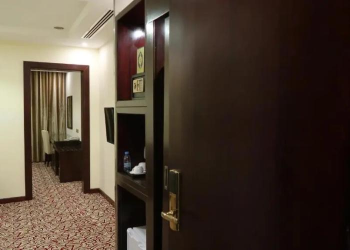 Lotus Hotel